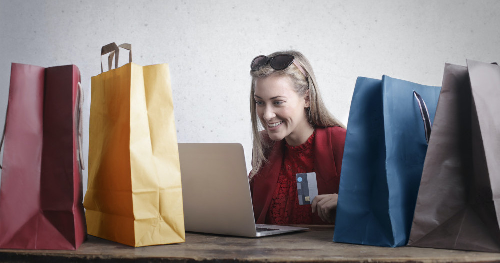 woman shopping online